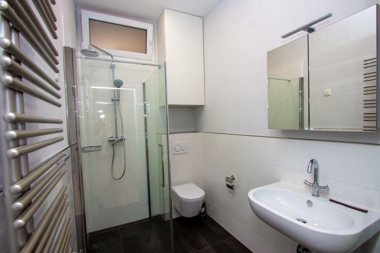 Апартаменти Apartman Colosseum Пула Екстер'єр фото